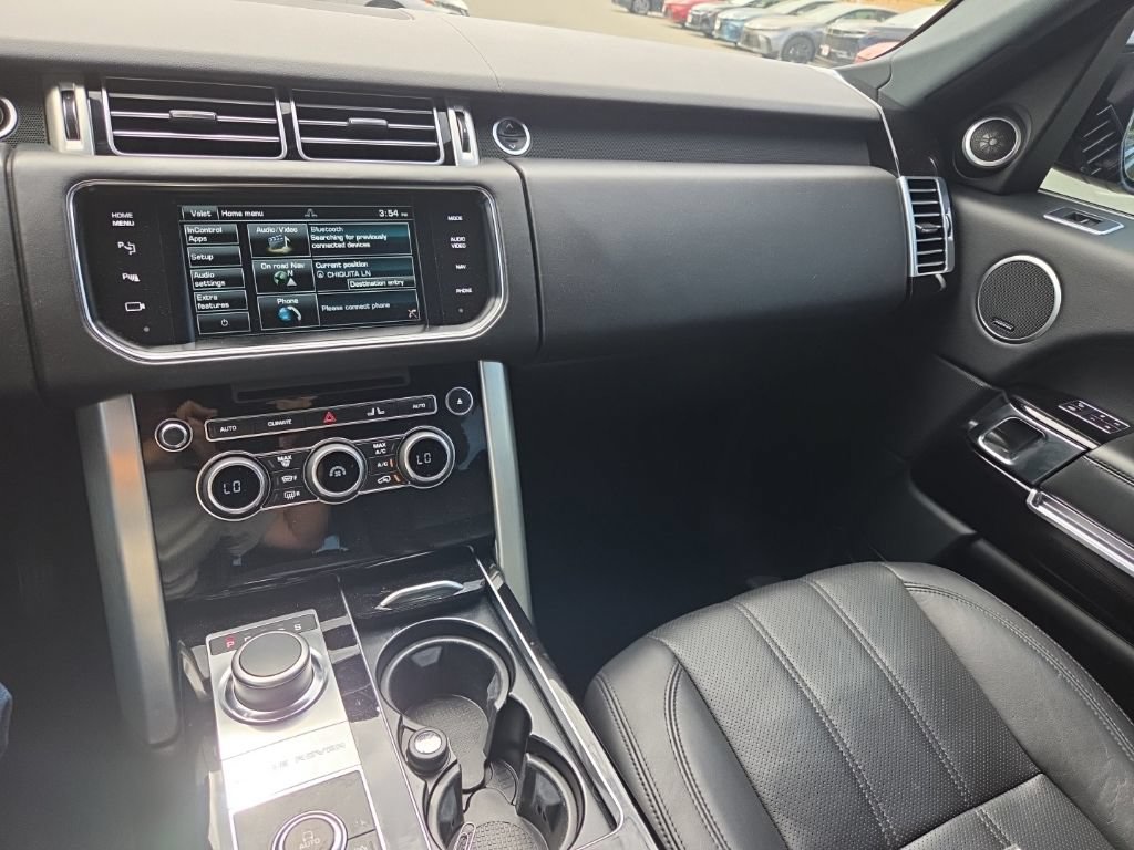 Used 2015 Land Rover Range Rover HSE AWD/4WD image 14