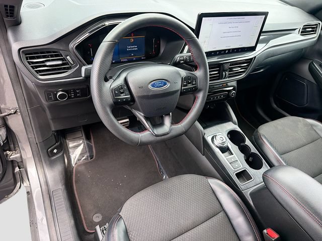 Used 2023 Ford Escape ST-Line w/ Tech Pack #1 FWD image 9