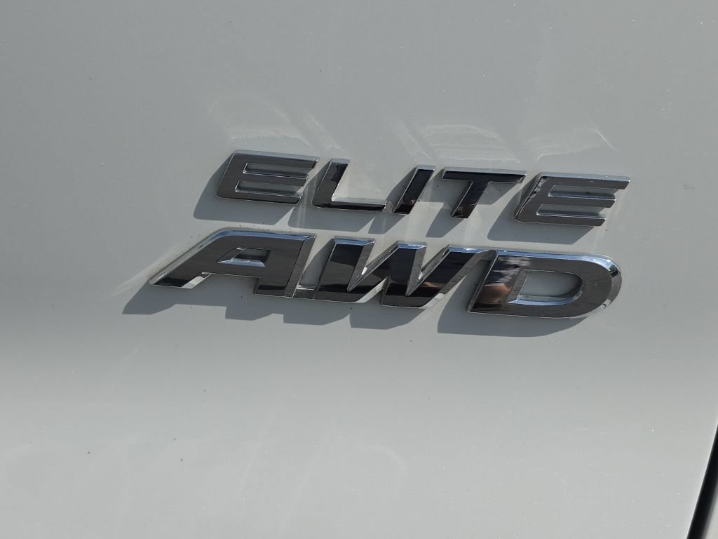 Used 2022 Honda Pilot Elite image 8