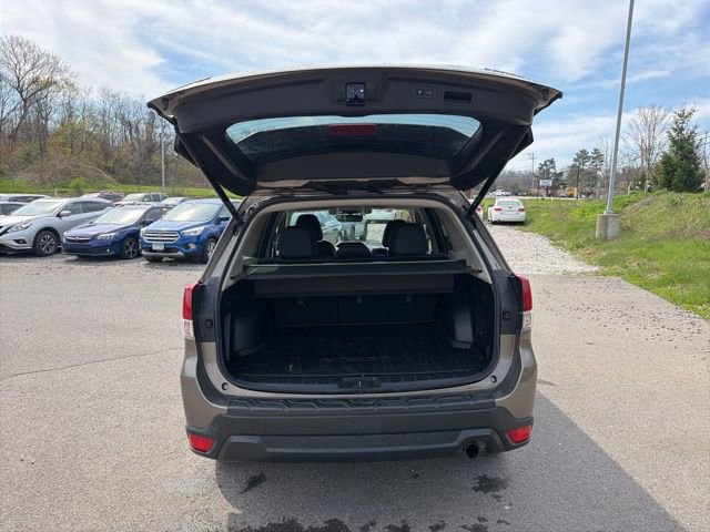 Used 2019 Subaru Forester Limited w/ Popular Package #3 image 11