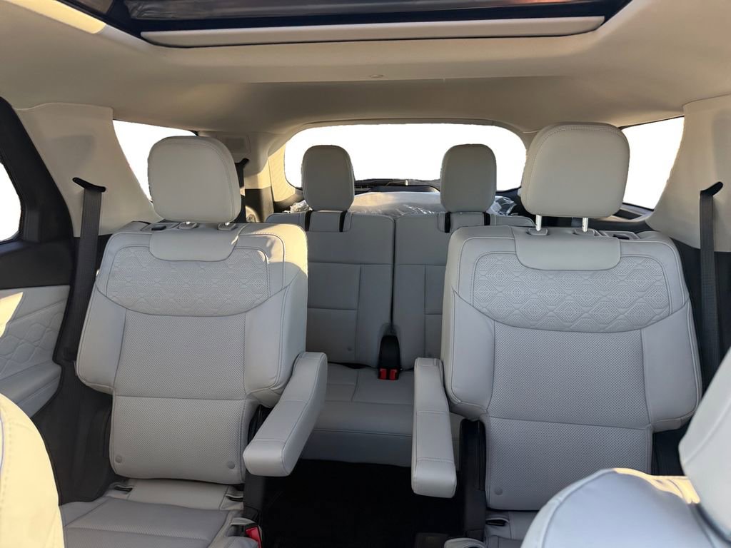 New 2026 Ford Explorer Platinum w/ LUX Leather Package image 21