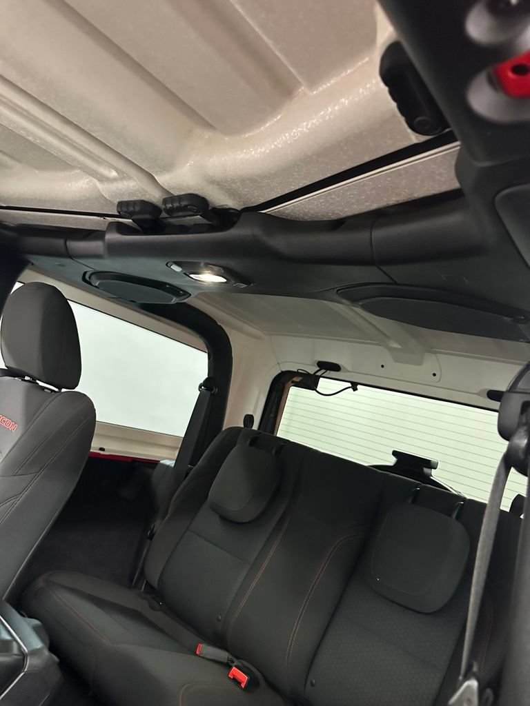 Used 2018 Jeep Wrangler Rubicon w/ Uconnect 4C Nav & Sound Group AWD/4WD image 23