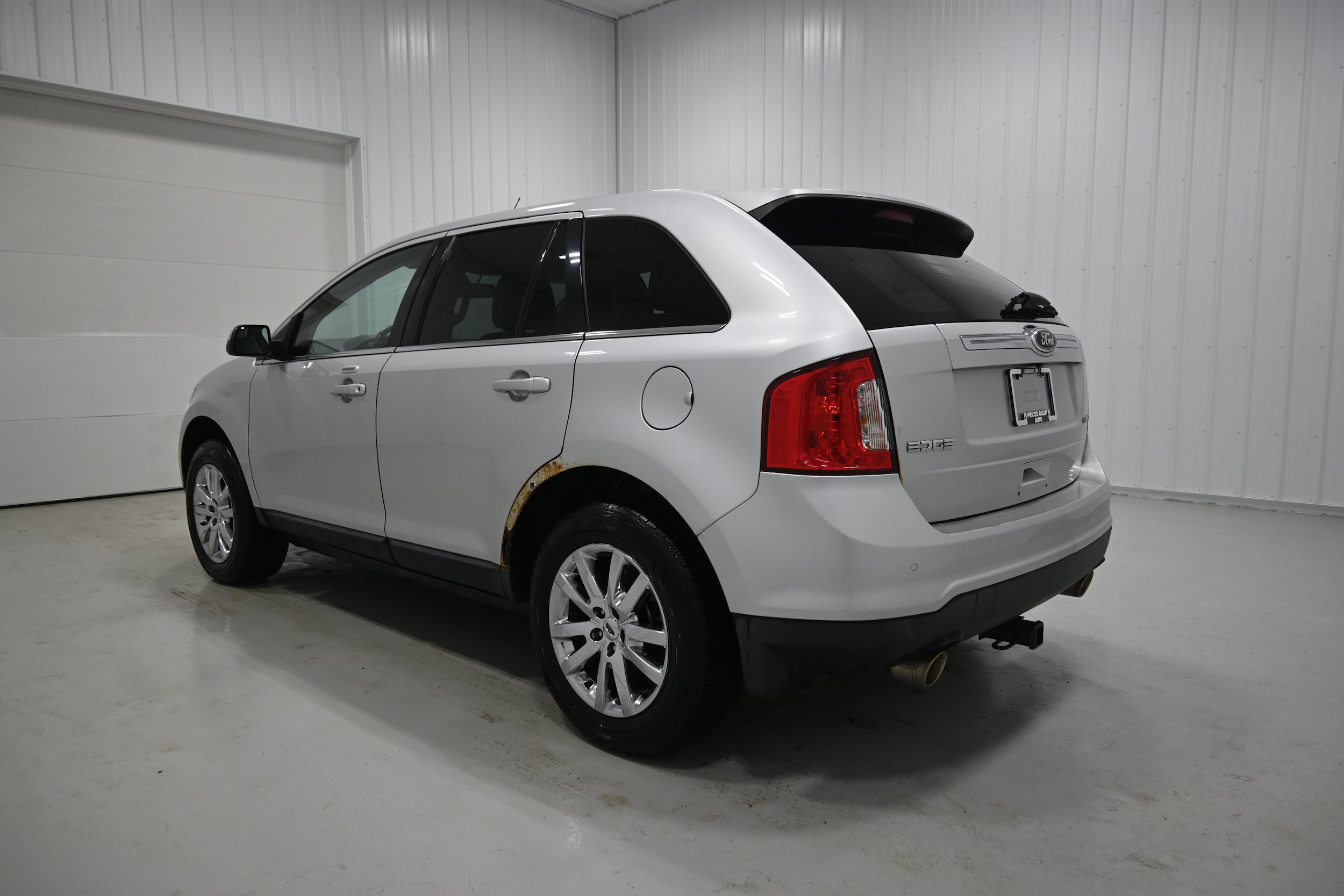Used 2013 Ford Edge Limited FWD image 24