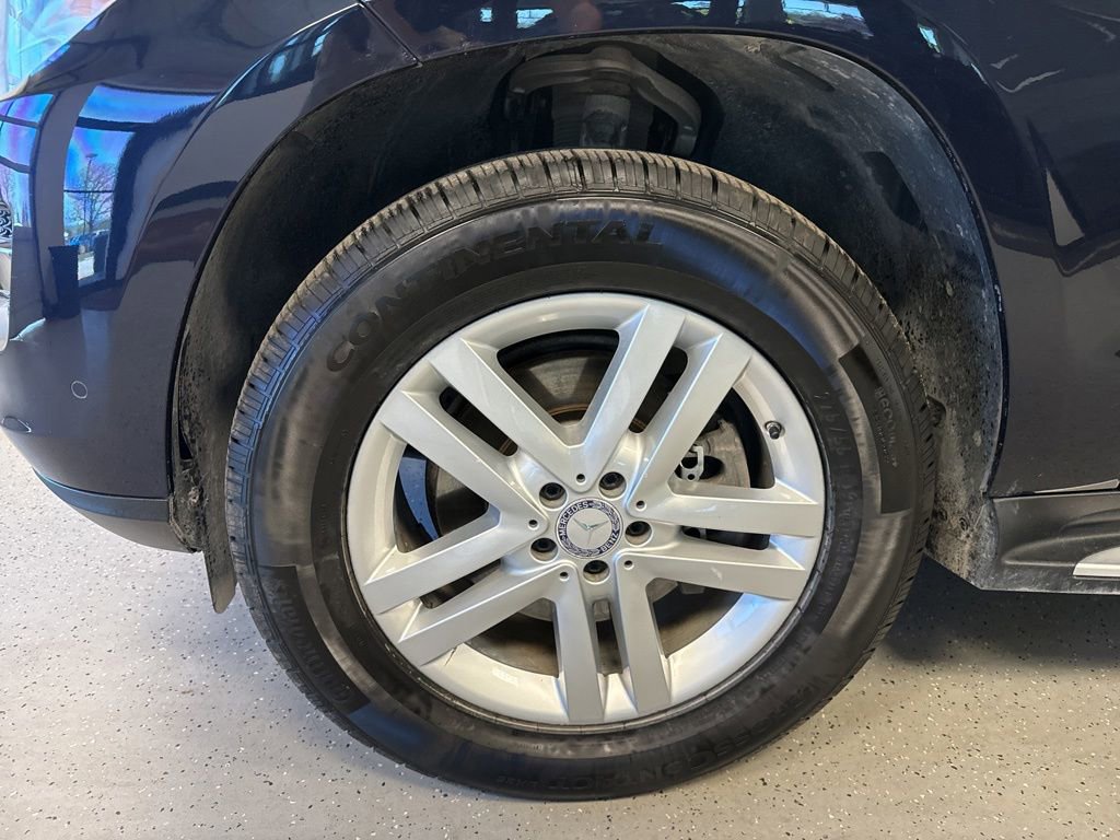 Used 2014 Mercedes-Benz GL 450 4MATIC image 16
