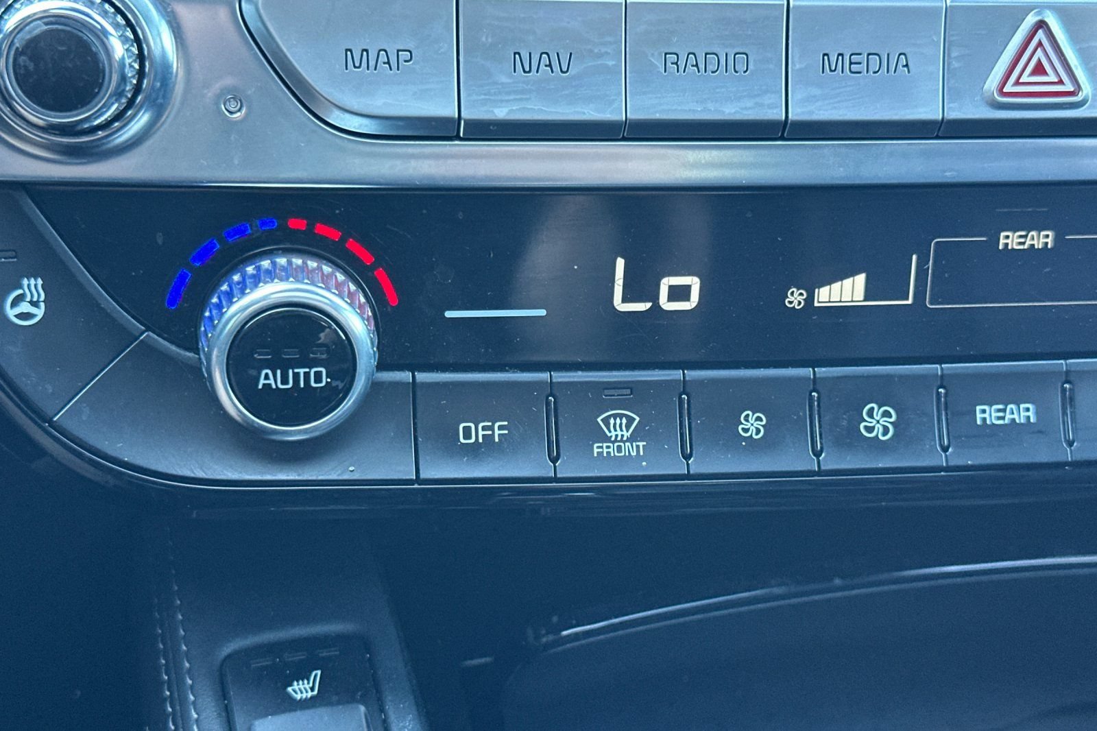Used 2023 Kia Telluride SX Prestige X-Line AWD/4WD image 28
