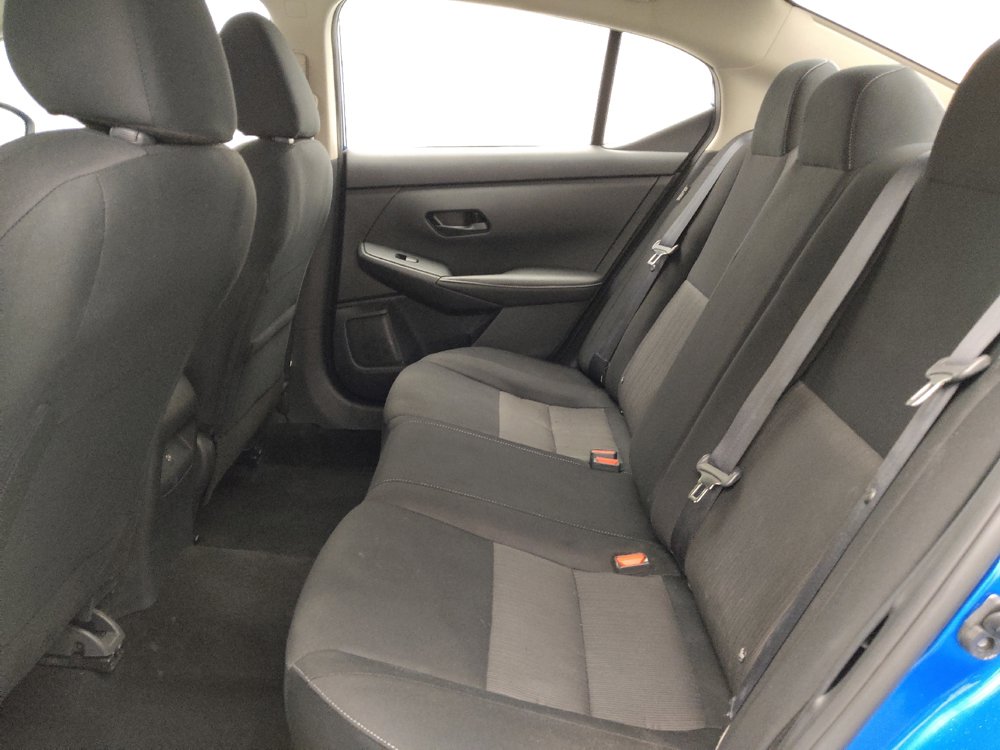 Used 2025 Nissan Sentra SV FWD image 18