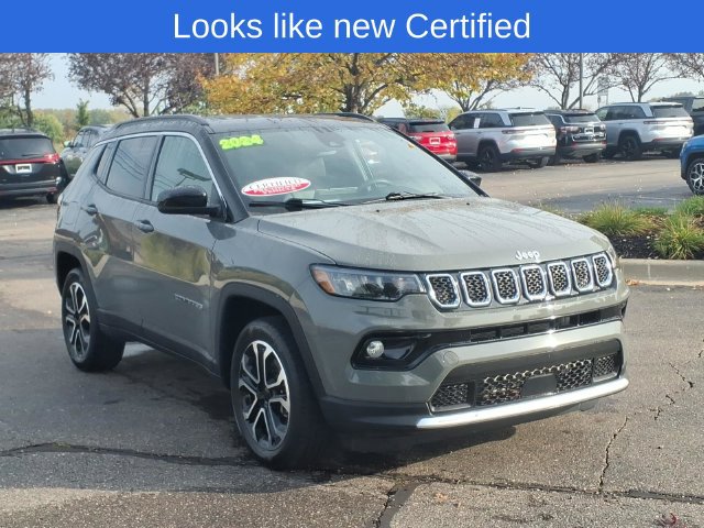 Certified 2024 Jeep Compass Limited AWD/4WD image 3