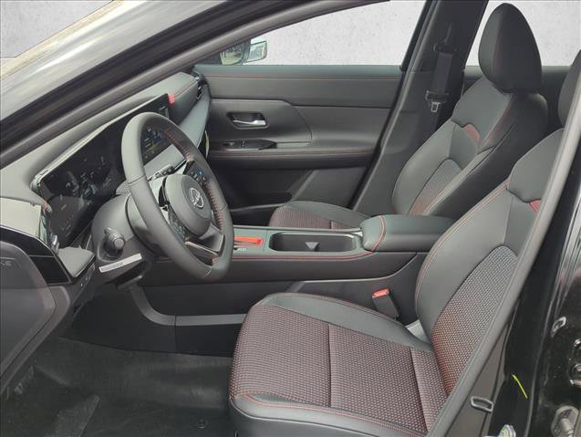 New 2026 Nissan Kicks SR image 15