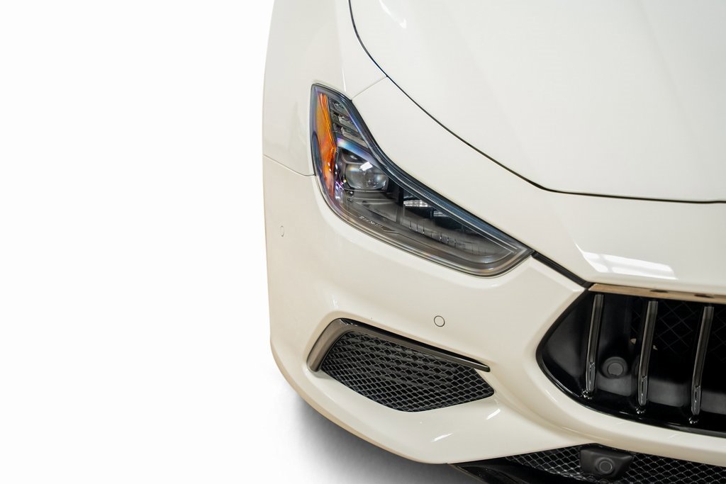 Used 2021 Maserati Ghibli S GranSport image 5