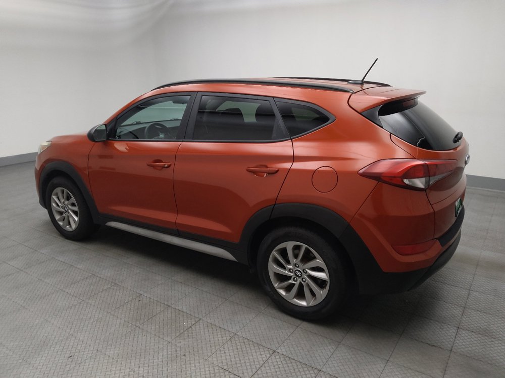 Used 2017 Hyundai Tucson SE w/ SE Popular Package 02 FWD image 3
