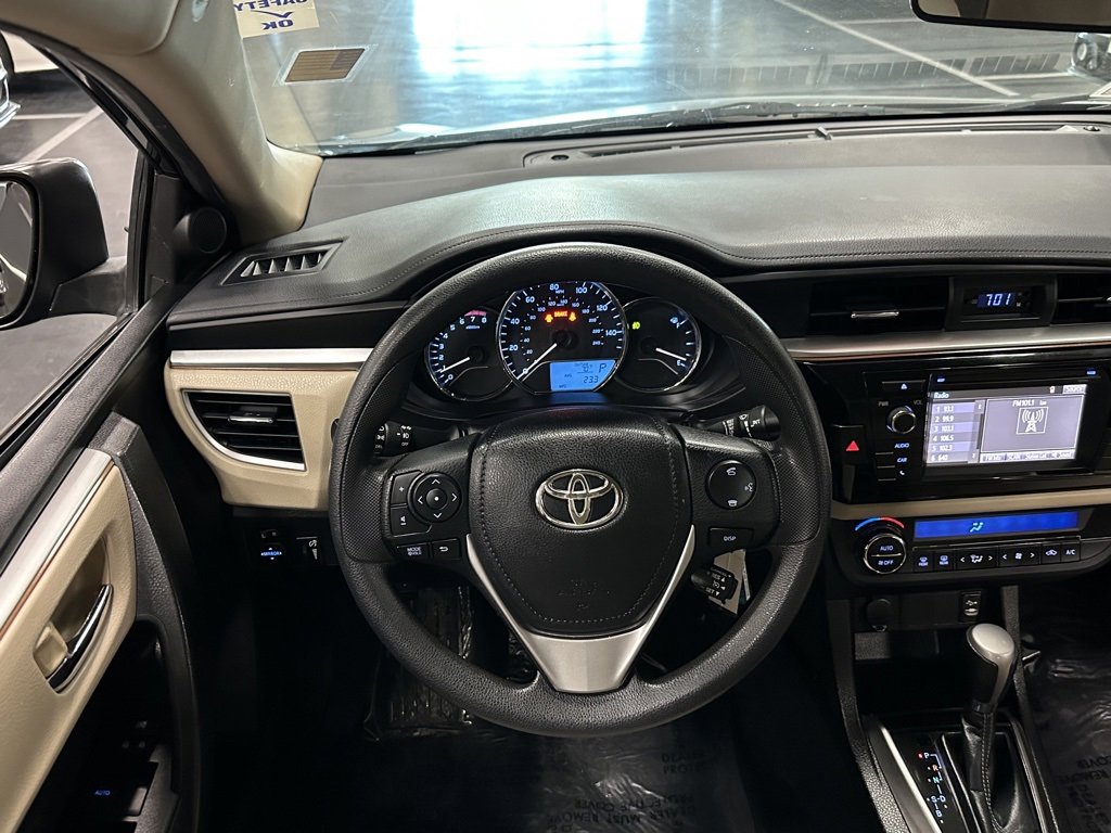 Used 2014 Toyota Corolla LE image 23