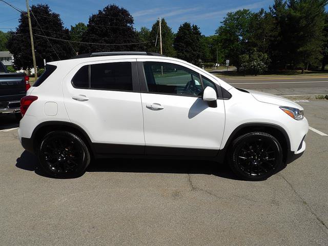 Certified 2022 Chevrolet Trax LT w/ Driver Confidence Package AWD/4WD image 6