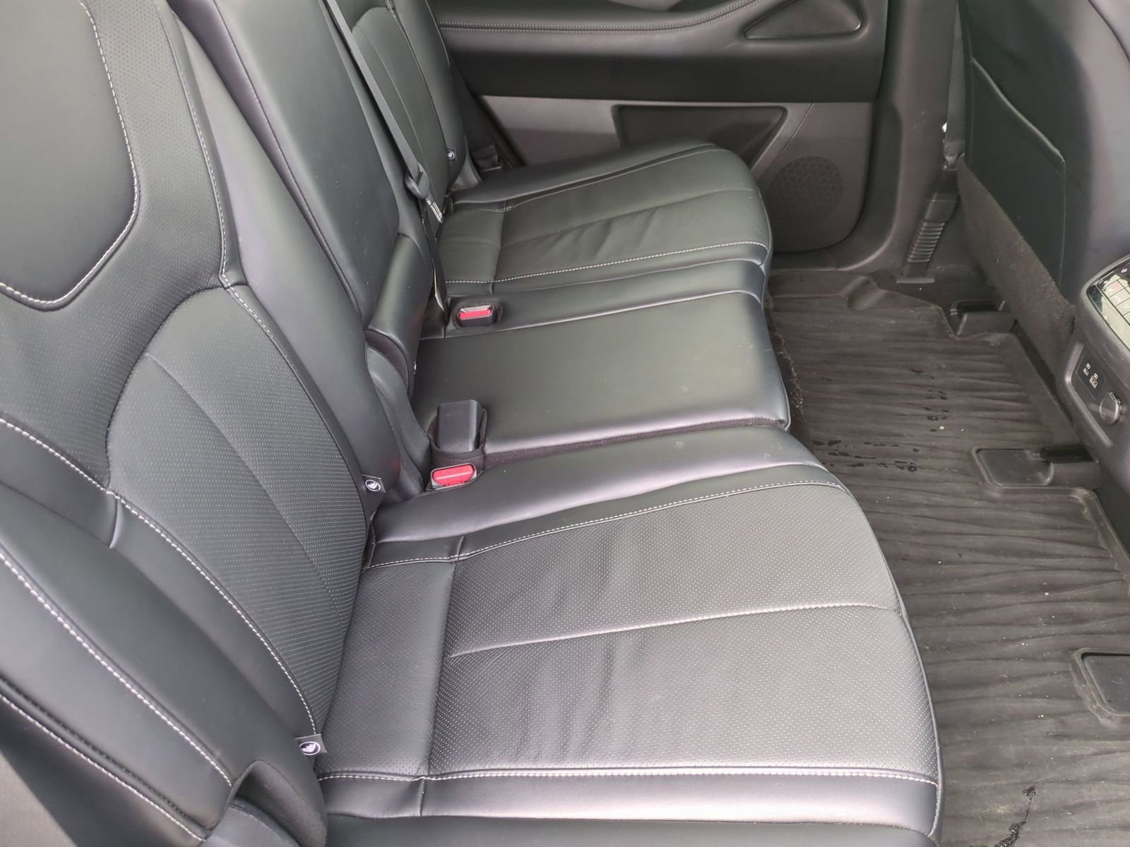 Used 2023 INFINITI QX60 Pure image 21