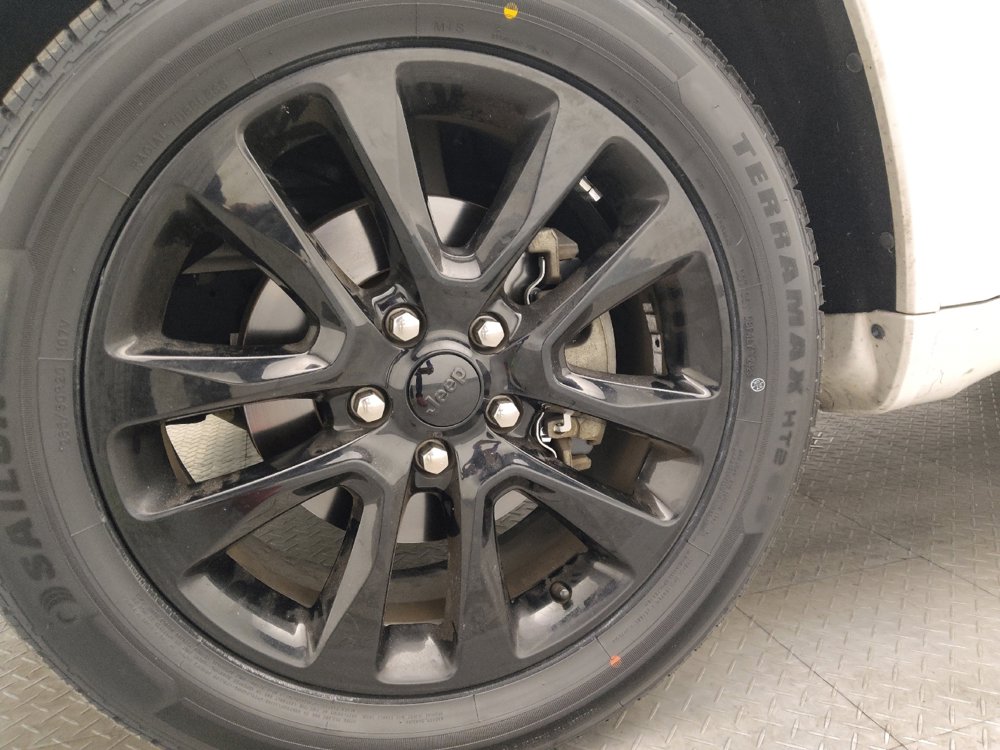 Used 2019 Jeep Grand Cherokee Altitude image 31