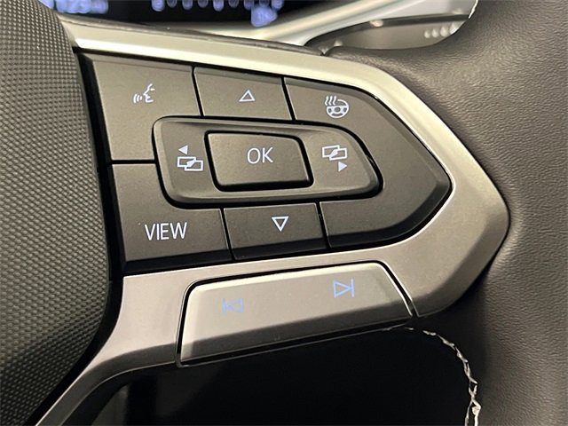 New 2026 Volkswagen Taos SE image 14