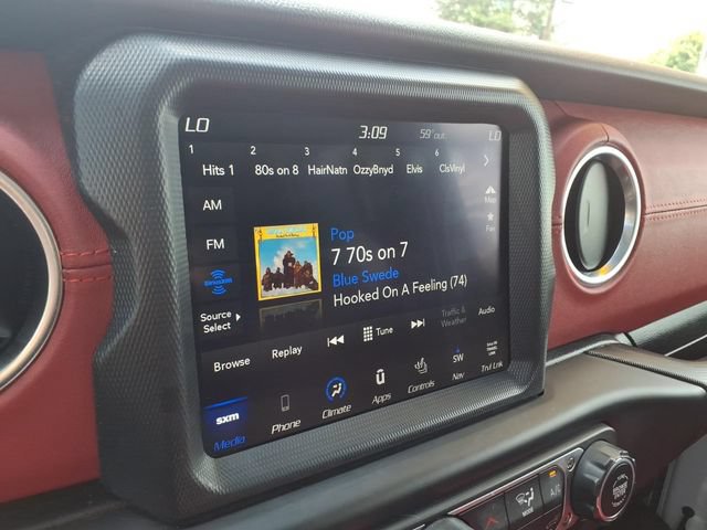 Used 2023 Jeep Wrangler Unlimited Rubicon 4xe AWD/4WD image 25
