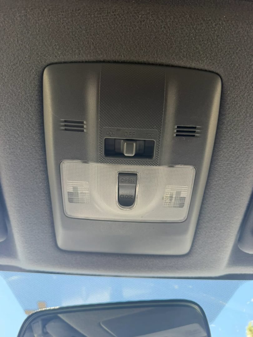 Used 2015 Scion tC FWD image 24