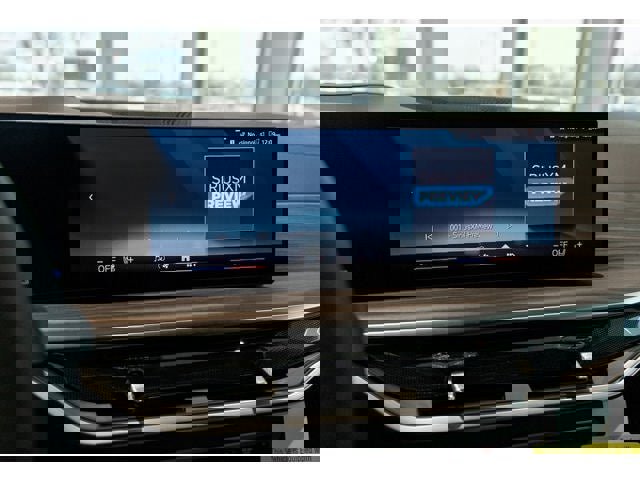 New 2026 BMW X5 xDrive50e w/ Premium Package image 69