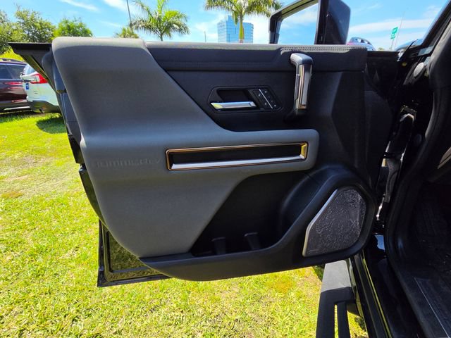 Used 2025 GMC Hummer EV 2X AWD/4WD image 27