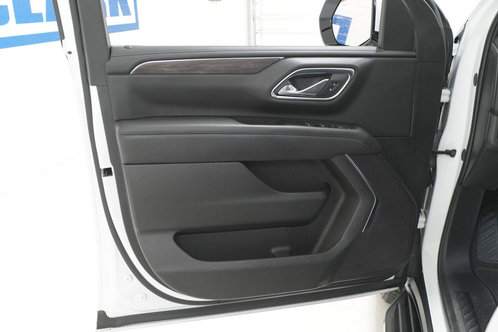 Used 2024 Chevrolet Tahoe LS w/ Driver Alert Package RWD image 18