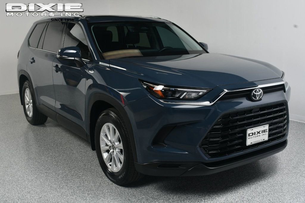 Used 2024 Toyota Grand Highlander AWD Hybrid image 1