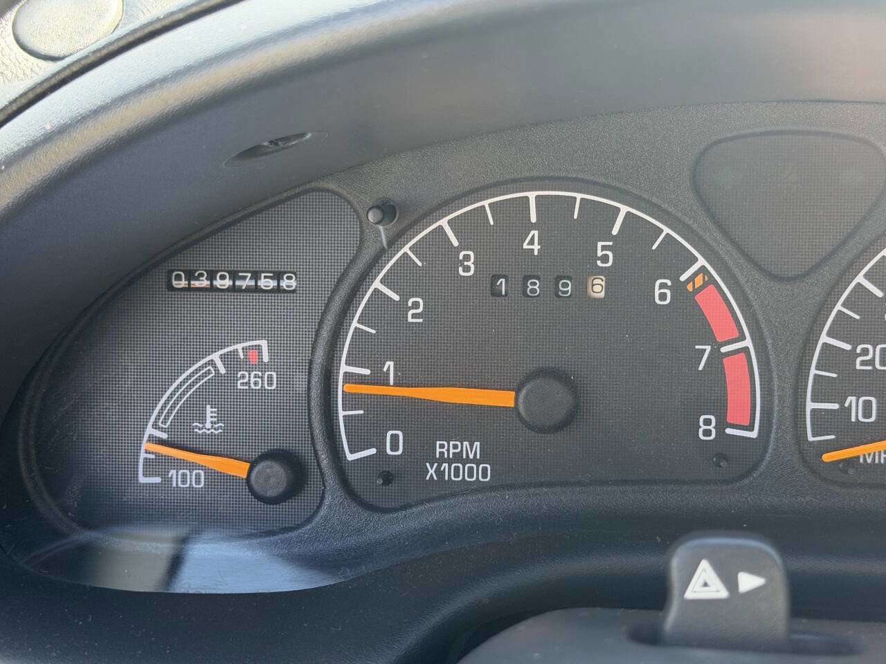 Used 1996 Pontiac Grand Am SE FWD image 45