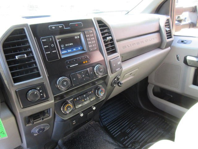 Used 2019 Ford F550 4x4 SuperCab Super Duty image 17