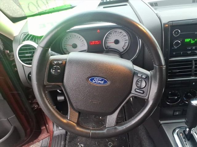 Used 2010 Ford Explorer Sport Trac XLT image 17