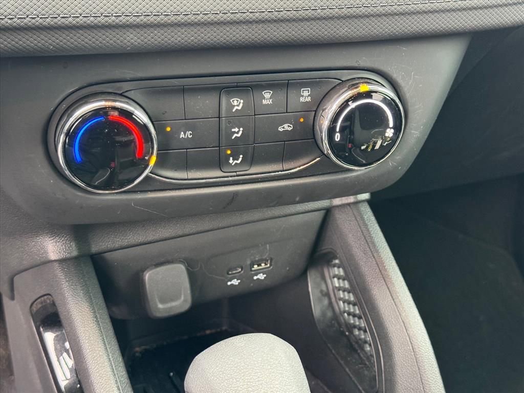 Used 2024 Chevrolet TrailBlazer LS w/ LS Convenience Package image 19