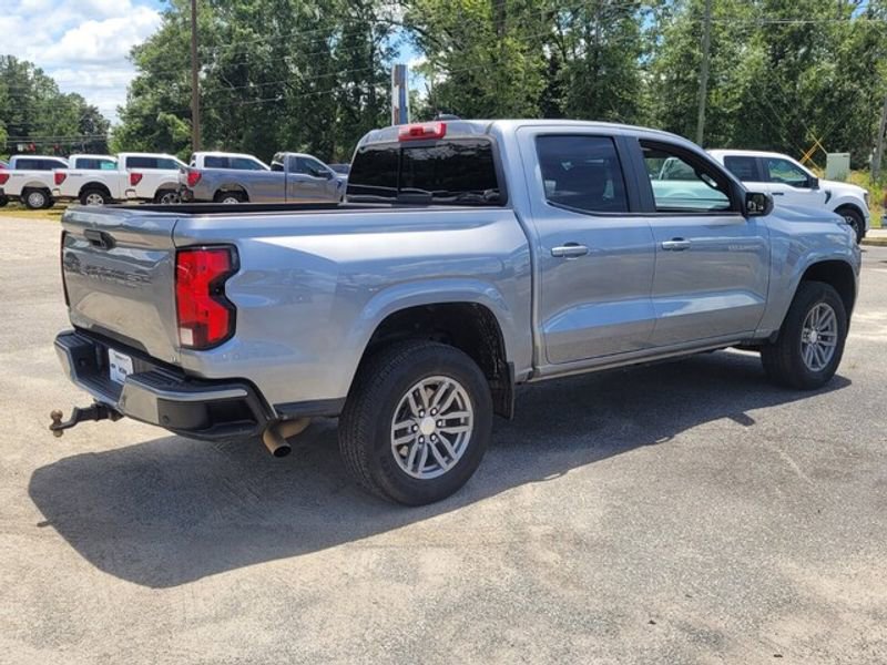 Used 2023 Chevrolet Colorado LT w/ LT Convenience Package II image 11