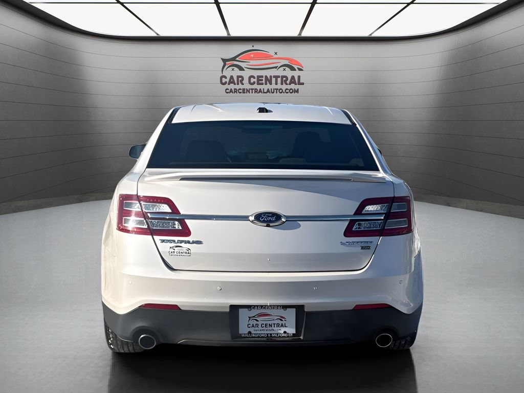 Used 2019 Ford Taurus Limited image 4