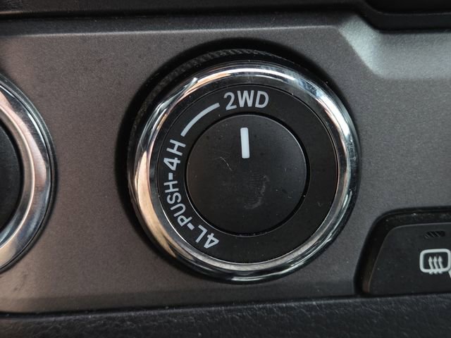 Used 2019 Toyota Tacoma TRD Sport AWD/4WD image 6