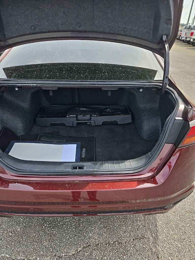 Used 2024 Nissan Altima 2.5 SL image 10