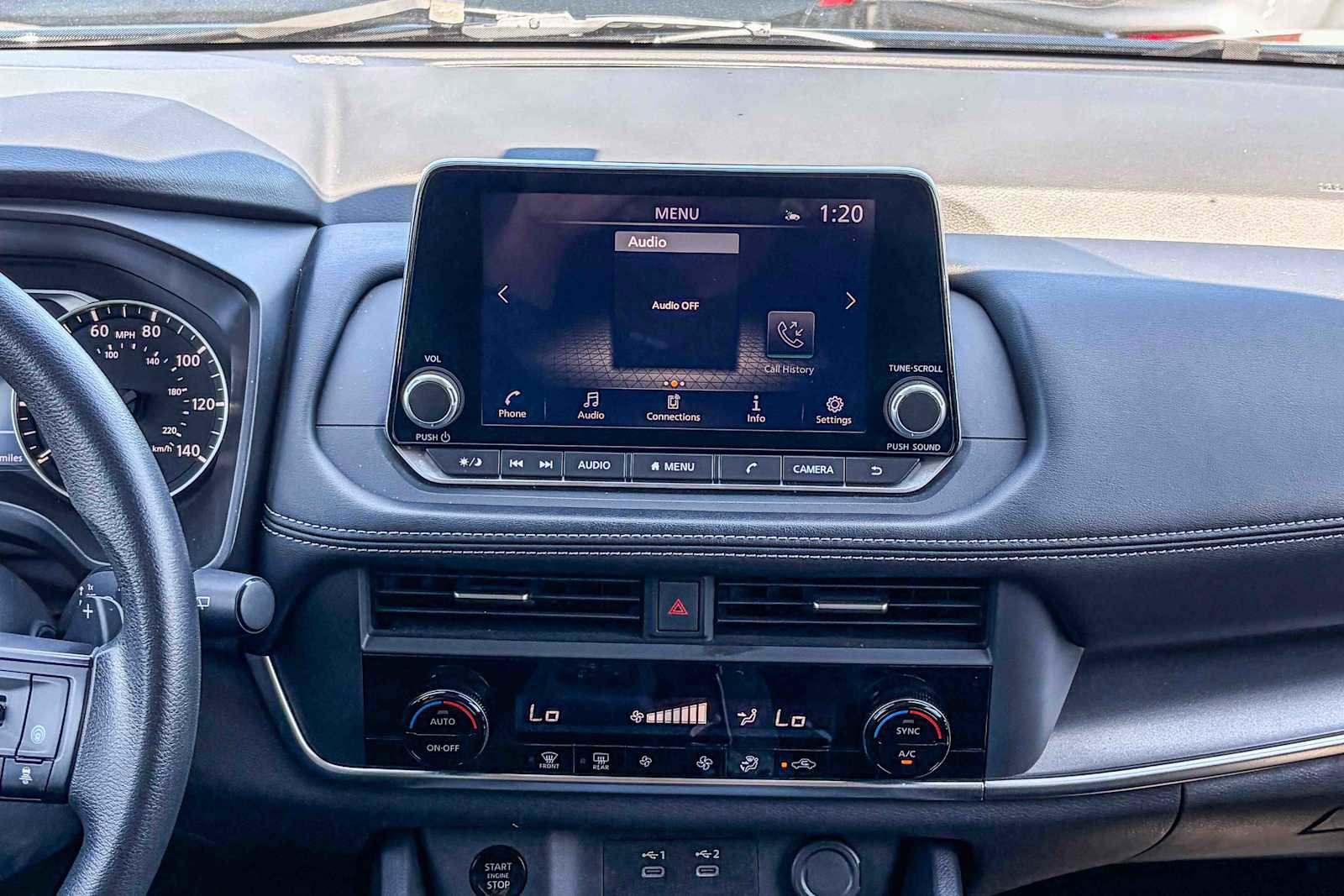 Used 2024 Nissan Rogue SV image 12