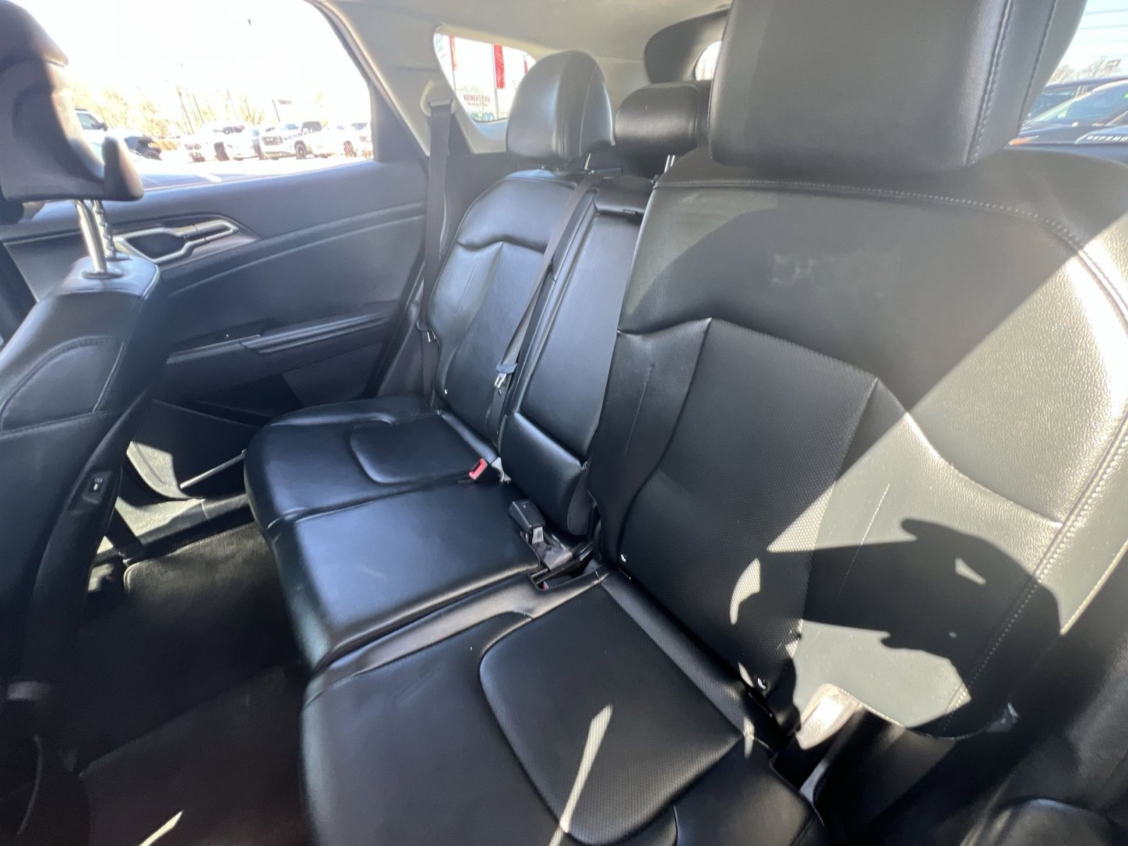 Used 2023 Kia Sportage EX image 24