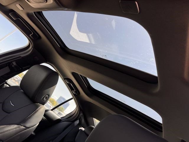 New 2026 Cadillac CT5 V w/ Technology Package RWD image 21
