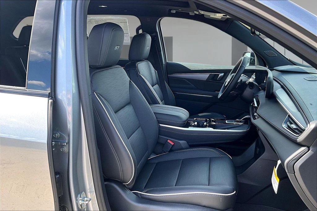 New 2026 Buick Enclave Sport Touring w/ Power Package FWD image 10
