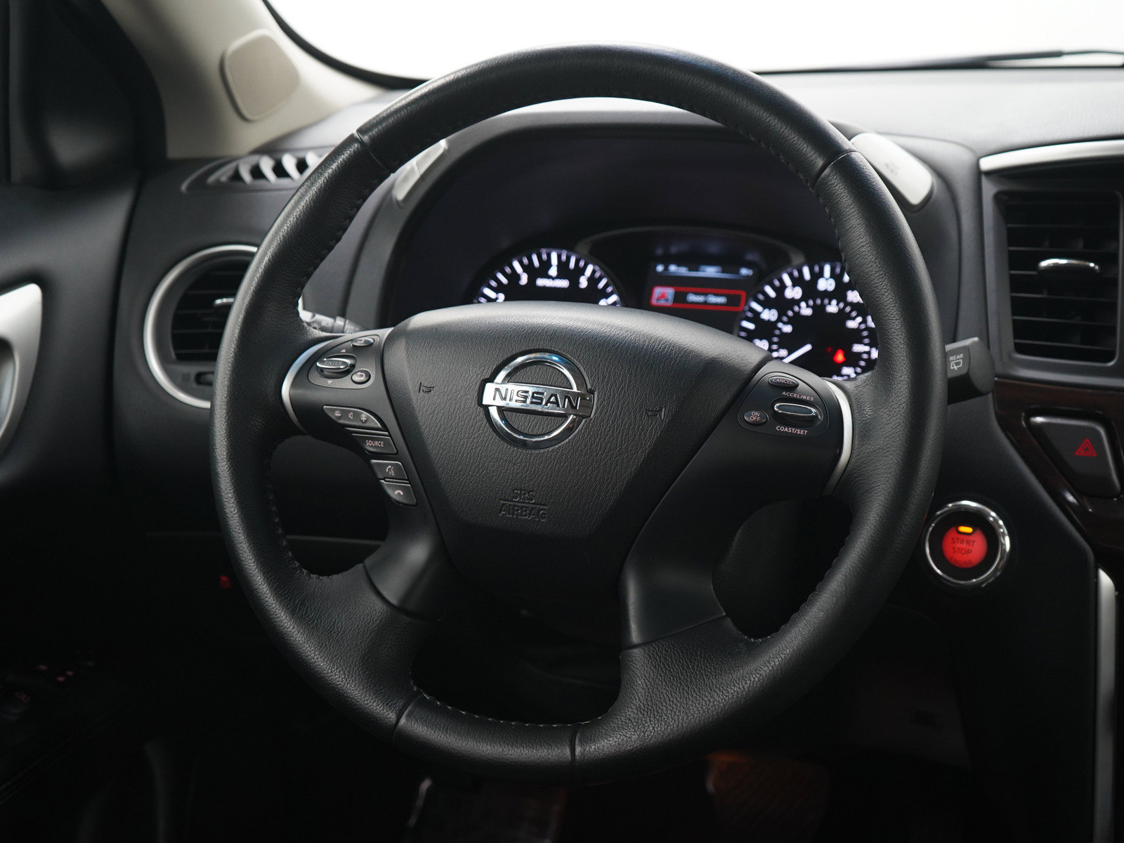 Used 2014 Nissan Pathfinder SL w/ SL Premium Package AWD/4WD image 18