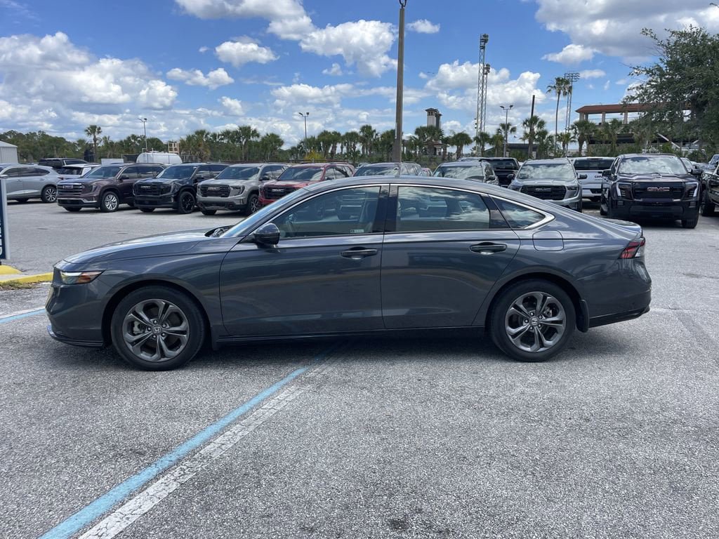Used 2024 Honda Accord EX-L image 6