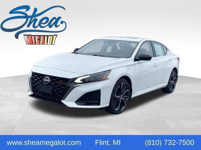 Used 2023 Nissan Altima 2.5 SR image 1