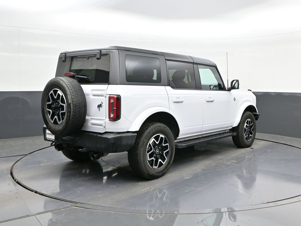 Used 2023 Ford Bronco Outer Banks image 11