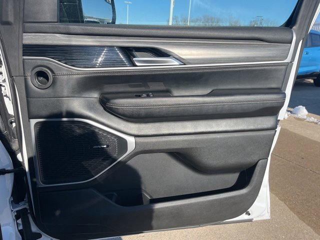 Used 2024 Jeep Wagoneer L Series II w/ Flexible Seating Group image 53