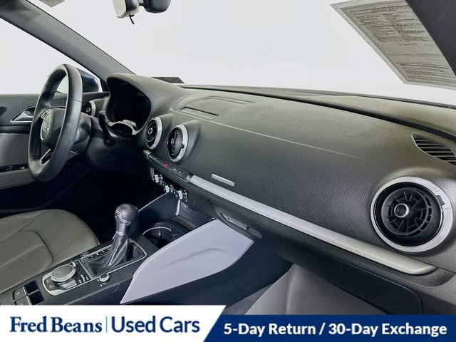 Used 2018 Audi A3 2.0T Premium image 27