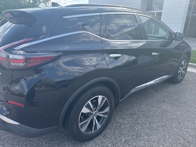 Used 2020 Nissan Murano SV image 3