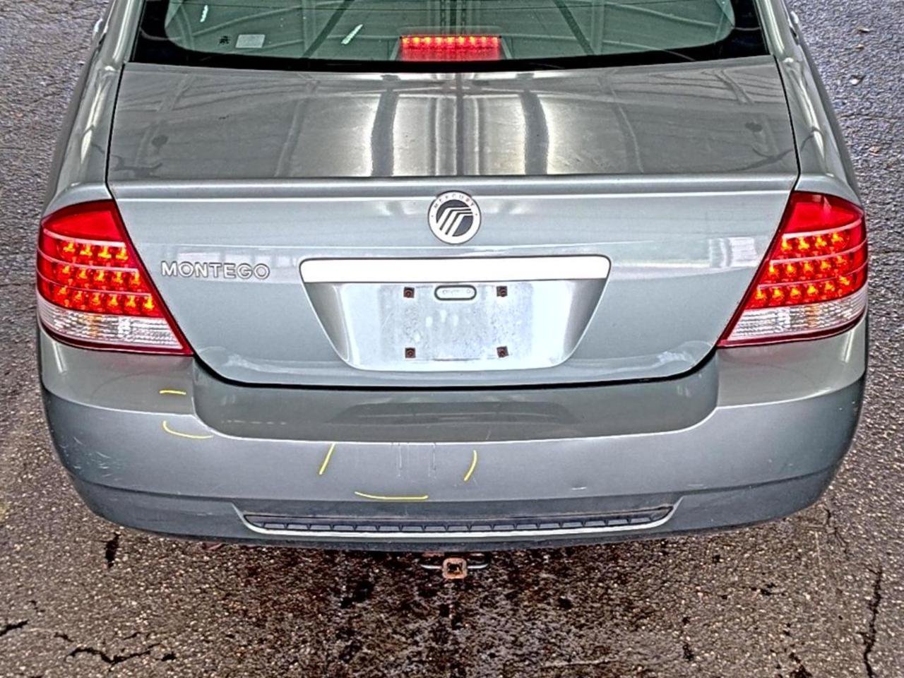 Used 2007 Mercury Montego Luxury FWD image 10