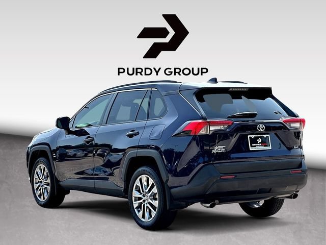 Used 2020 Toyota RAV4 XLE Premium FWD image 6