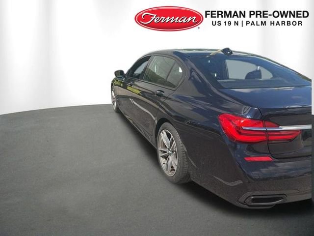 Used 2019 BMW 750i w/ Executive Package image 17