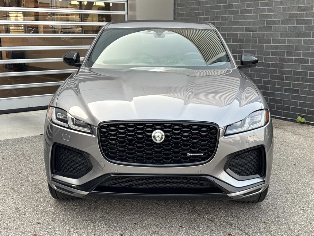 Certified 2024 Jaguar F-PACE R-Dynamic S AWD/4WD image 2