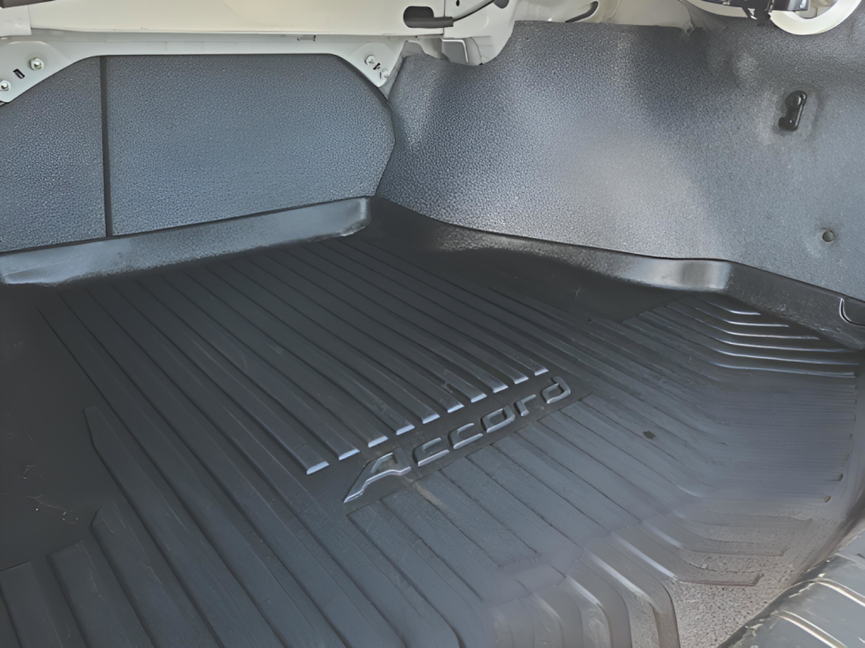 Used 2017 Honda Accord Sport Special Edition image 33