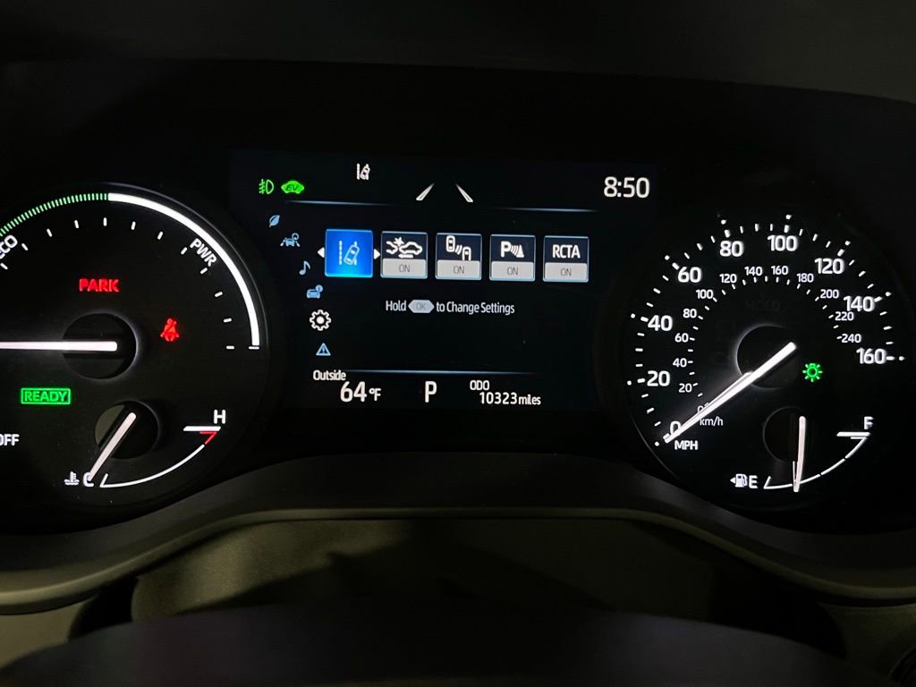 Used 2025 Toyota Sienna XLE image 18